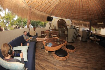 hotel paradise suites