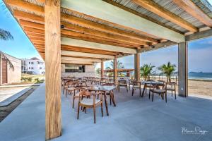 marea beachfront villas