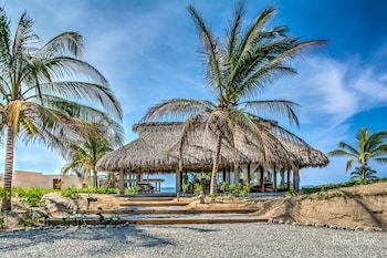 marea beachfront villas