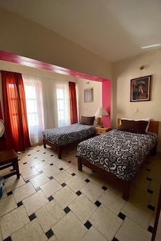 hotel dona chela en calvillo