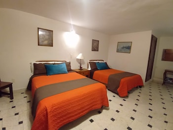 hotel dona chela en calvillo