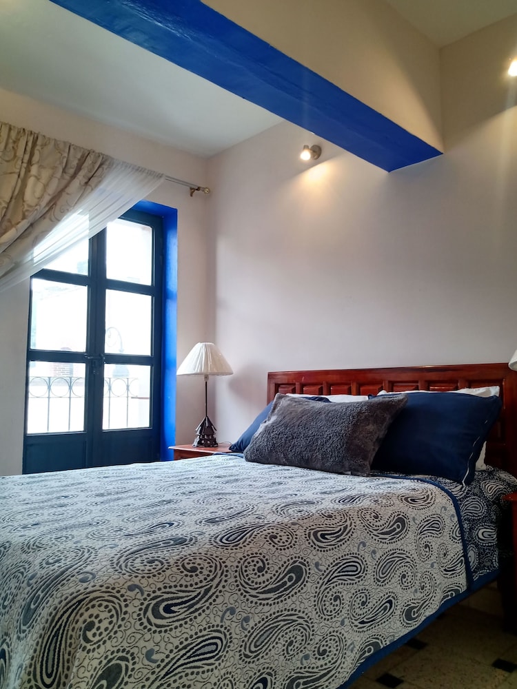 hotel dona chela en calvillo