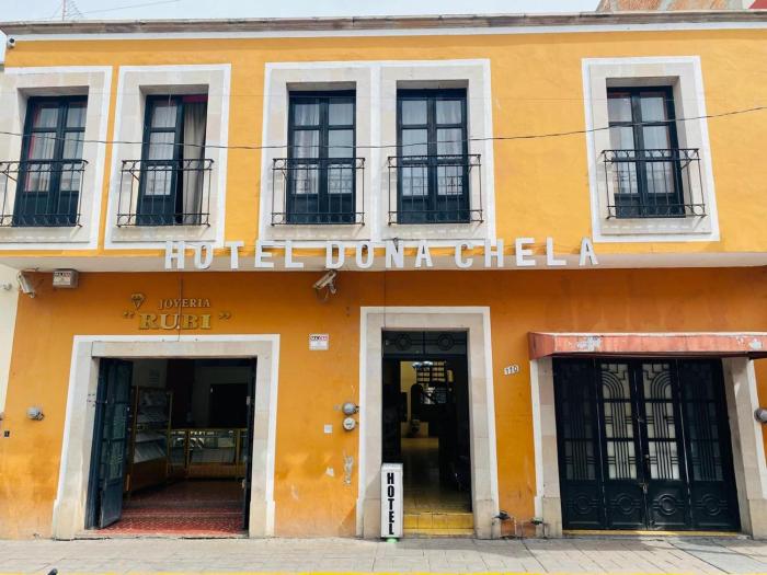 hotel dona chela en calvillo