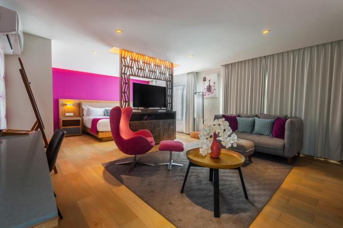 fch hotel providencia adults only