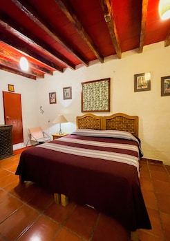 hospedaje el meson de la luna adults only