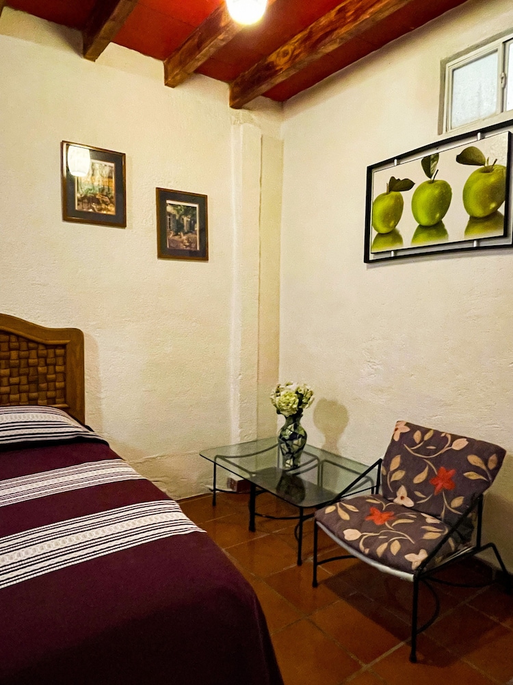 hospedaje el meson de la luna adults only