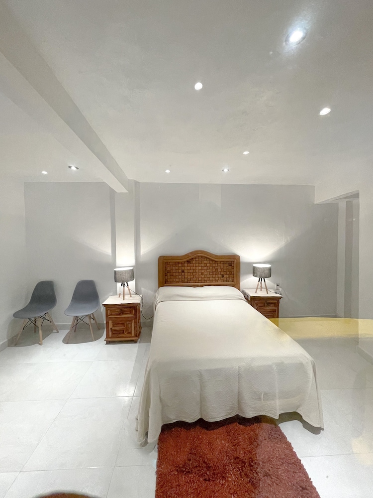 hospedaje el meson de la luna adults only