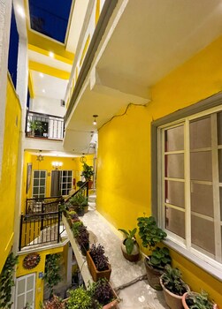 Hospedaje El Mesón De La Luna - Adults Only,Tepoztlan>>Cuernavaca,3 star