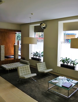 puerta alameda suites