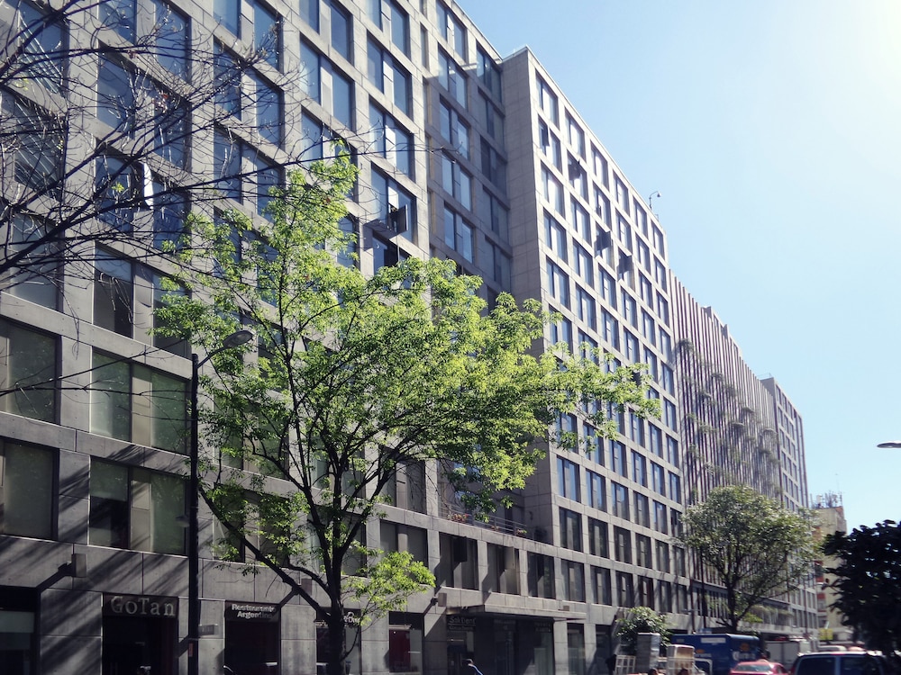 puerta alameda suites