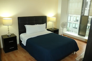 puerta alameda suites