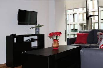 puerta alameda suites