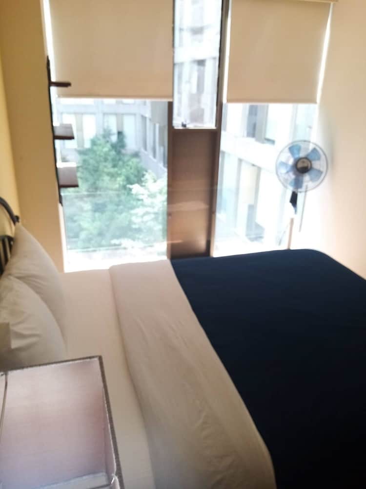 puerta alameda suites