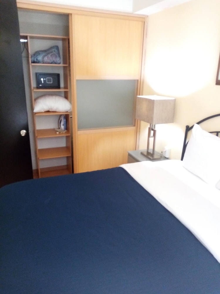 puerta alameda suites