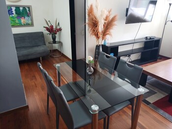 puerta alameda suites