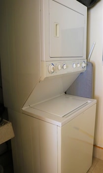 puerta alameda suites