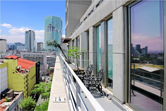 puerta alameda suites