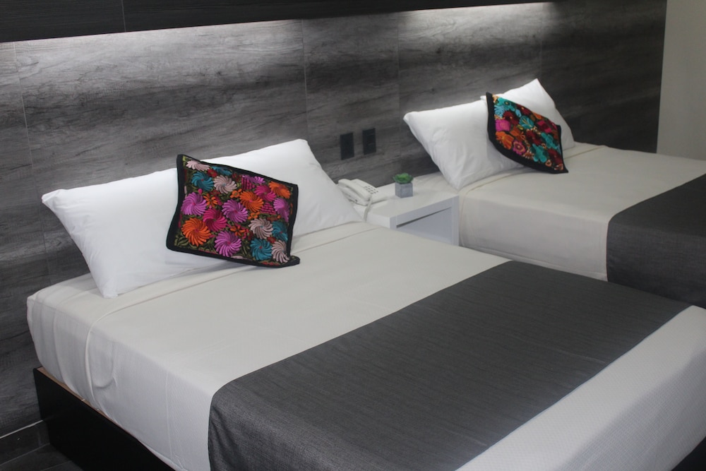 Homesuites Malecon,Los Mochis>>Culiacan,3 star