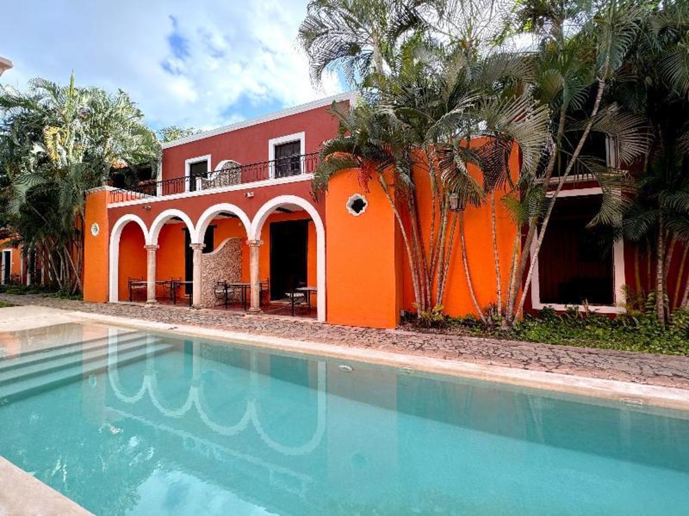 art 64 hotel boutique adults only