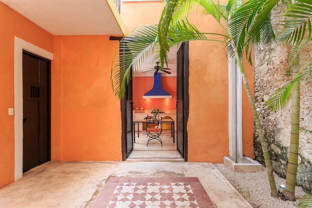 art 64 hotel boutique adults only