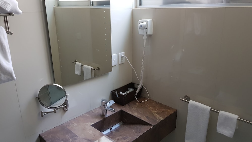 grand hotel elizabeth