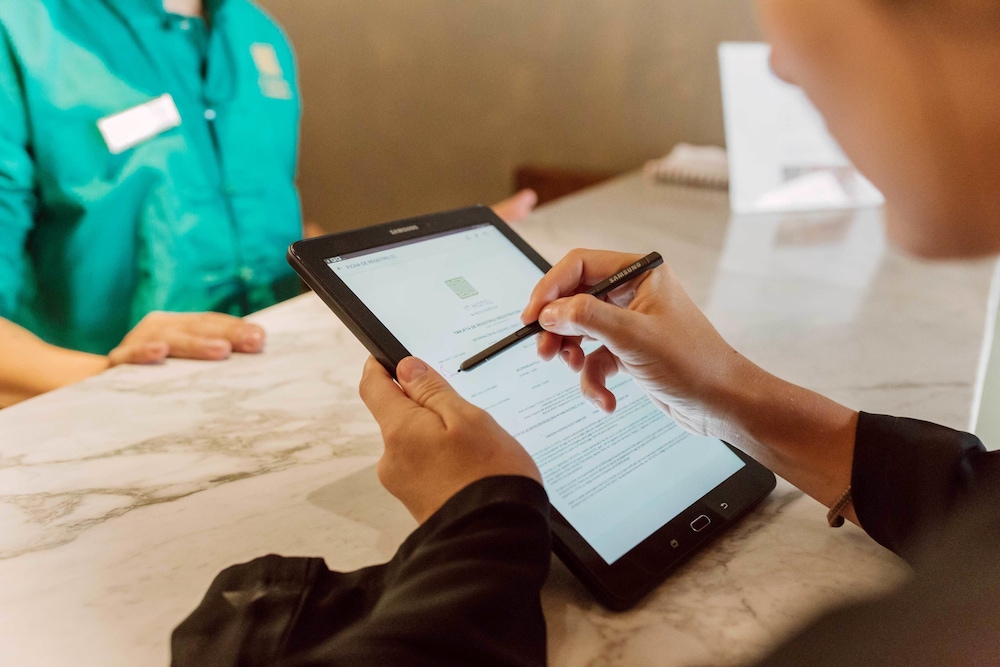 it boutique hotel and restaurant