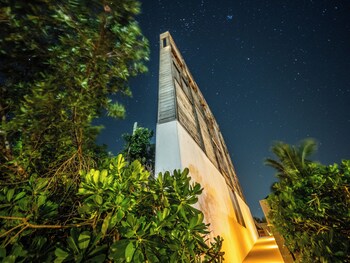 hotel punta caliza adults oriented