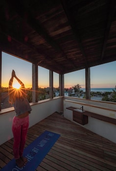 hotel punta caliza adults oriented