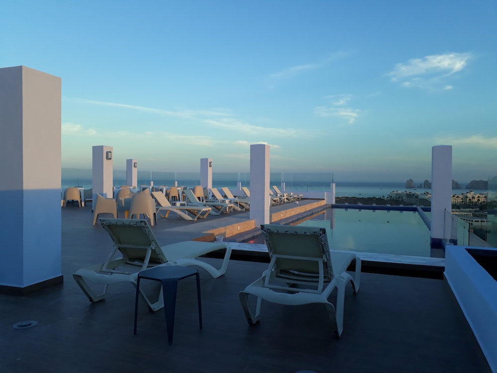 comfort inn and suites los cabos