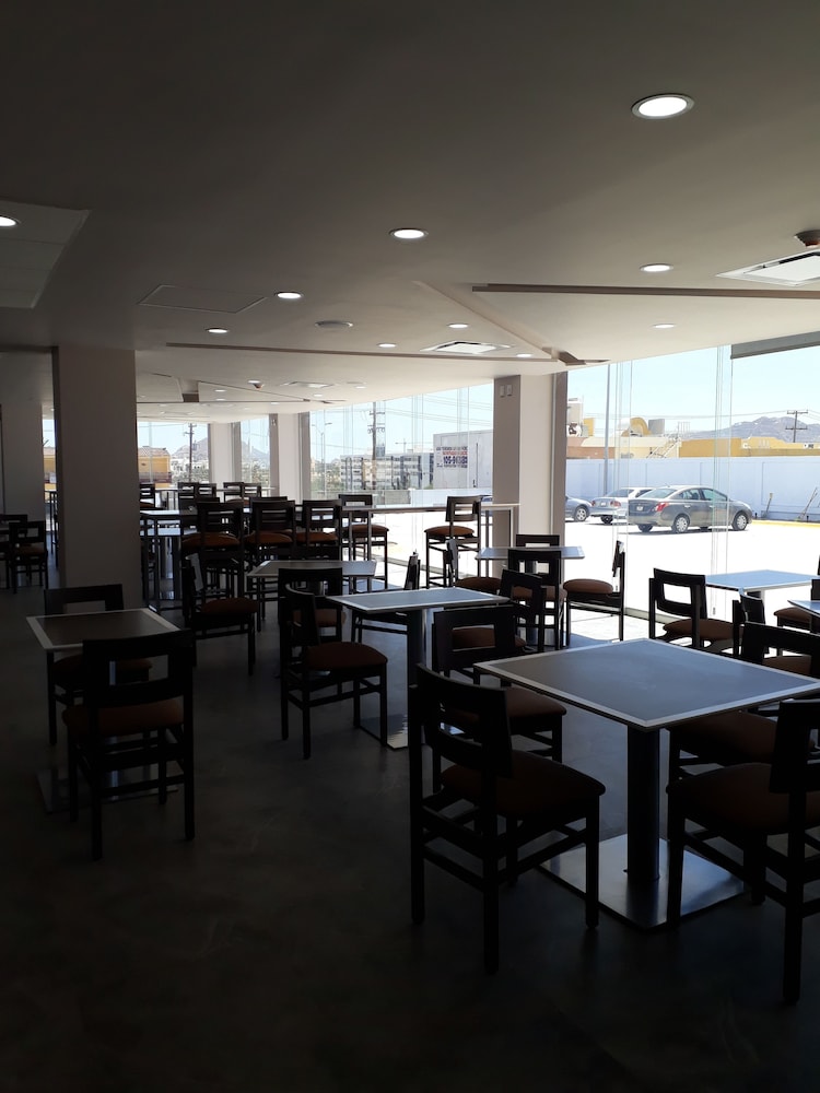 comfort inn and suites los cabos