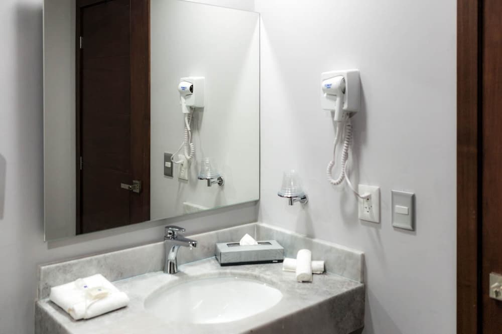 comfort inn and suites los cabos