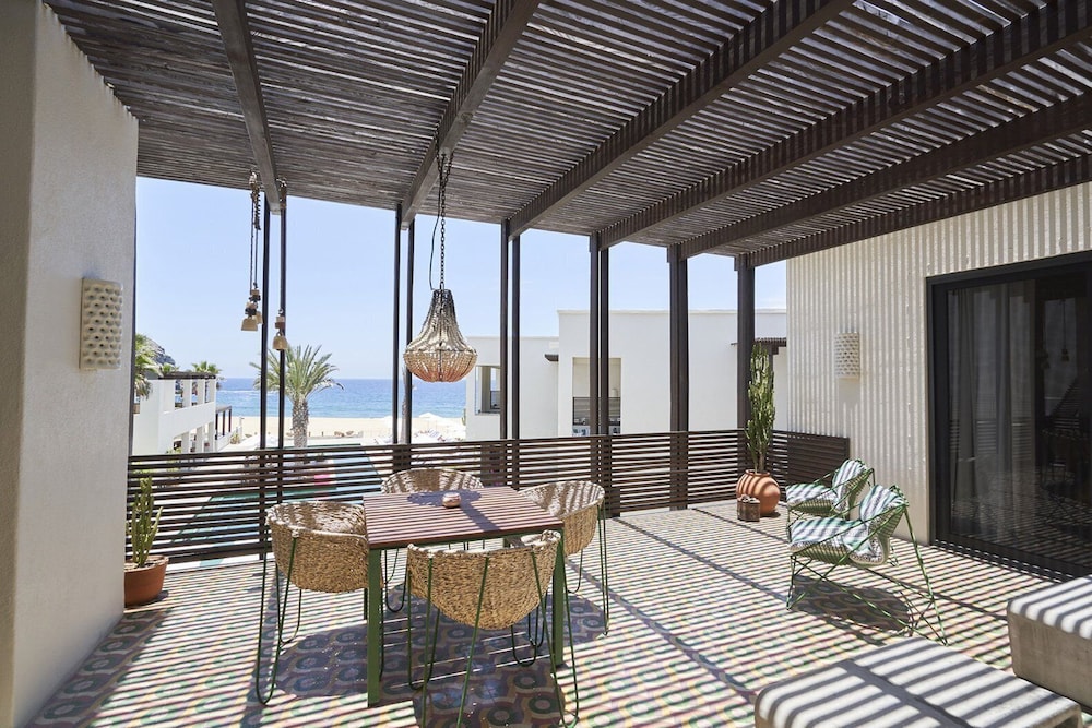 hotel san cristobal adults 15
