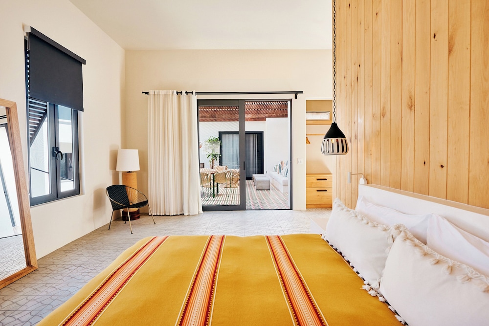 hotel san cristobal adults 15