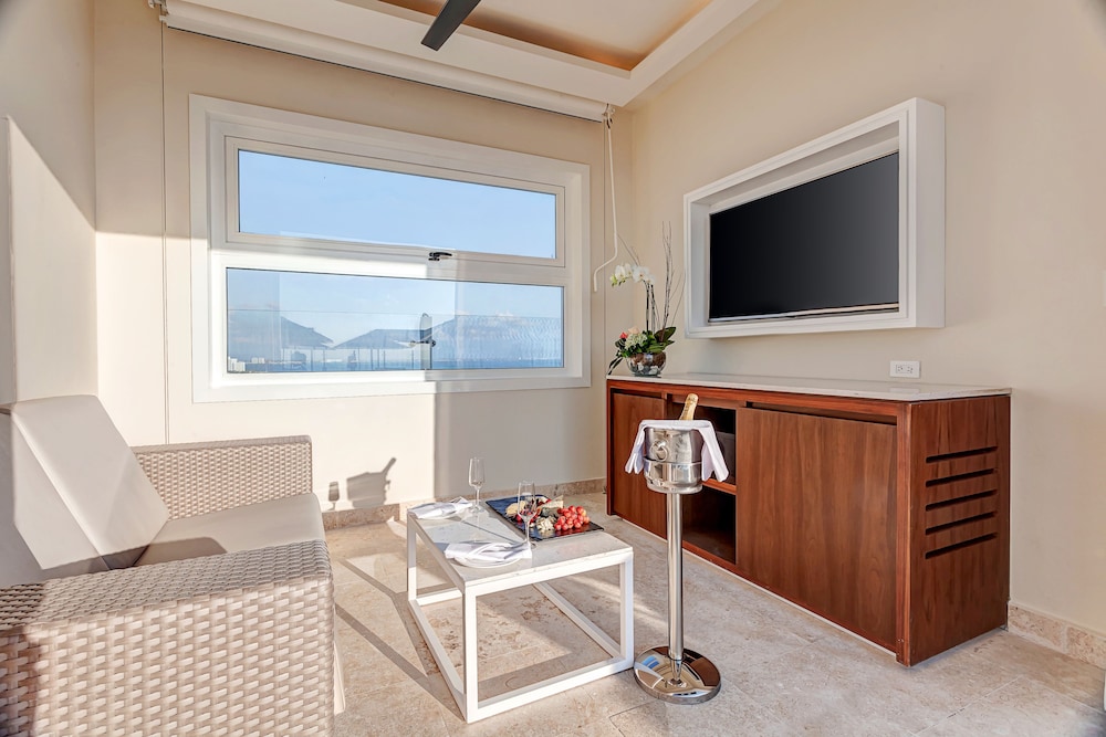 royalton chic cancun an autograph collection all inclusive resort adults only