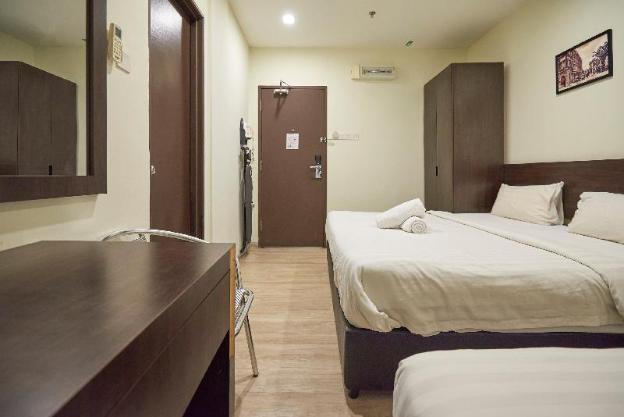 swing and pillows dataran merdeka kuala lumpur