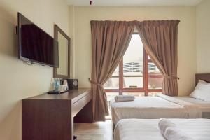 swing and pillows dataran merdeka kuala lumpur