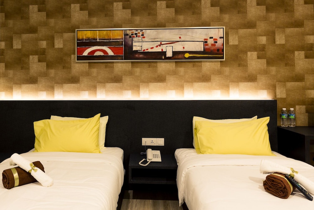 golden roof hotel sunway ipoh