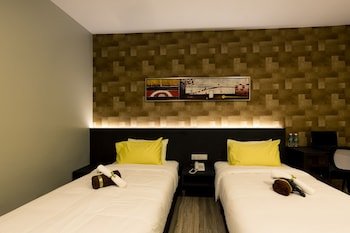 golden roof hotel sunway ipoh