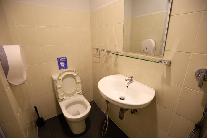 travelogue kl hostel