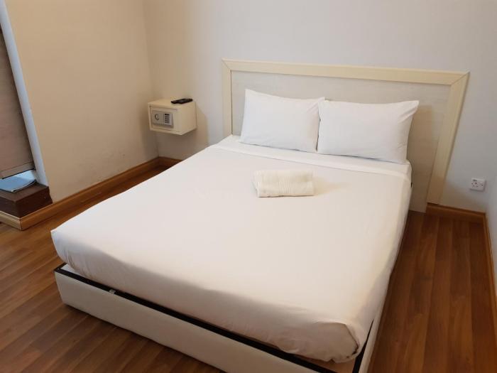 travelogue kl hostel