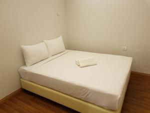 travelogue kl hostel