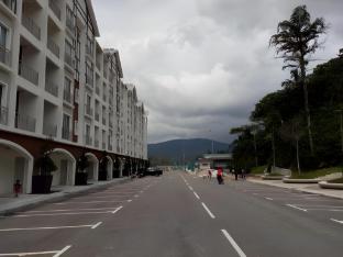 cameron golden hills resort