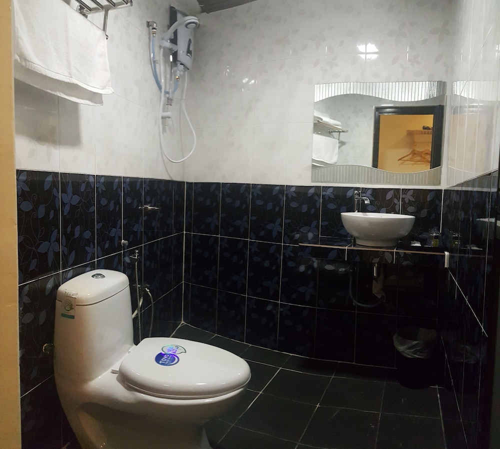 alsafina kijal beach resort and restaurant