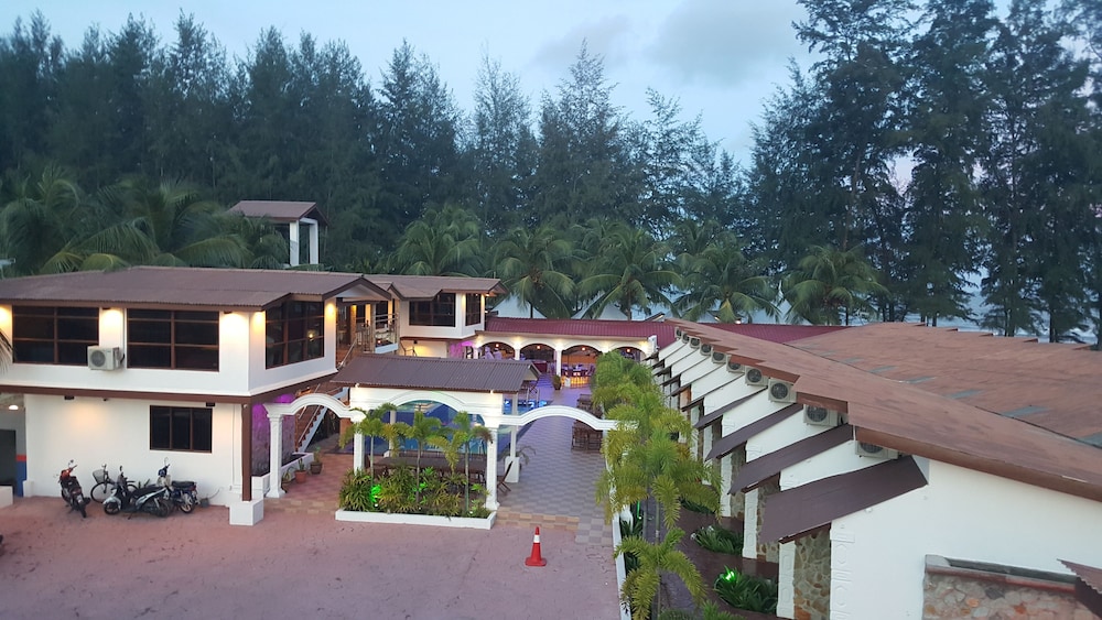 alsafina kijal beach resort and restaurant