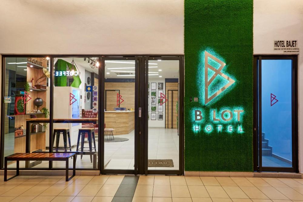 b lot hotel