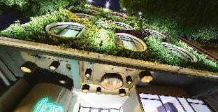 flora by crossroads hotel