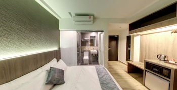 flora by crossroads hotel