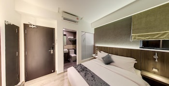 flora by crossroads hotel