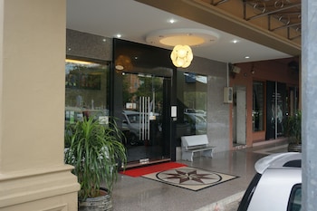 maxi inn