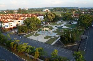 greens hotel and suites